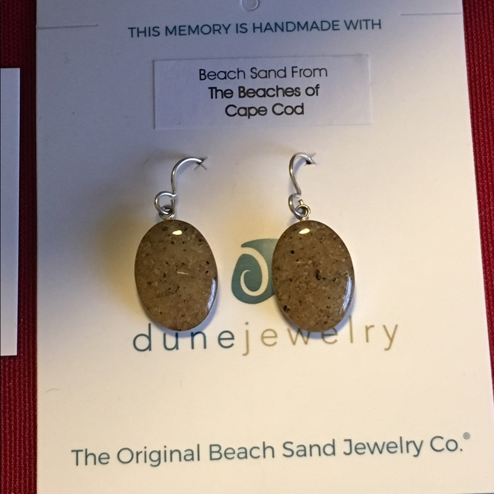 Never worn Dune Jewelry Cape Cod Earrings