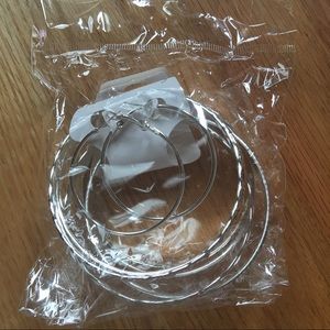 🆕 Silver Loop Earrings and Bracelet Set