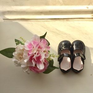 🌸😍Pediped Black Mary Janes😍🌸