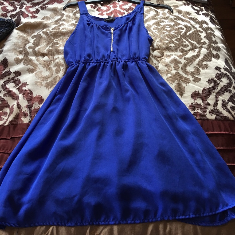 Royal dress