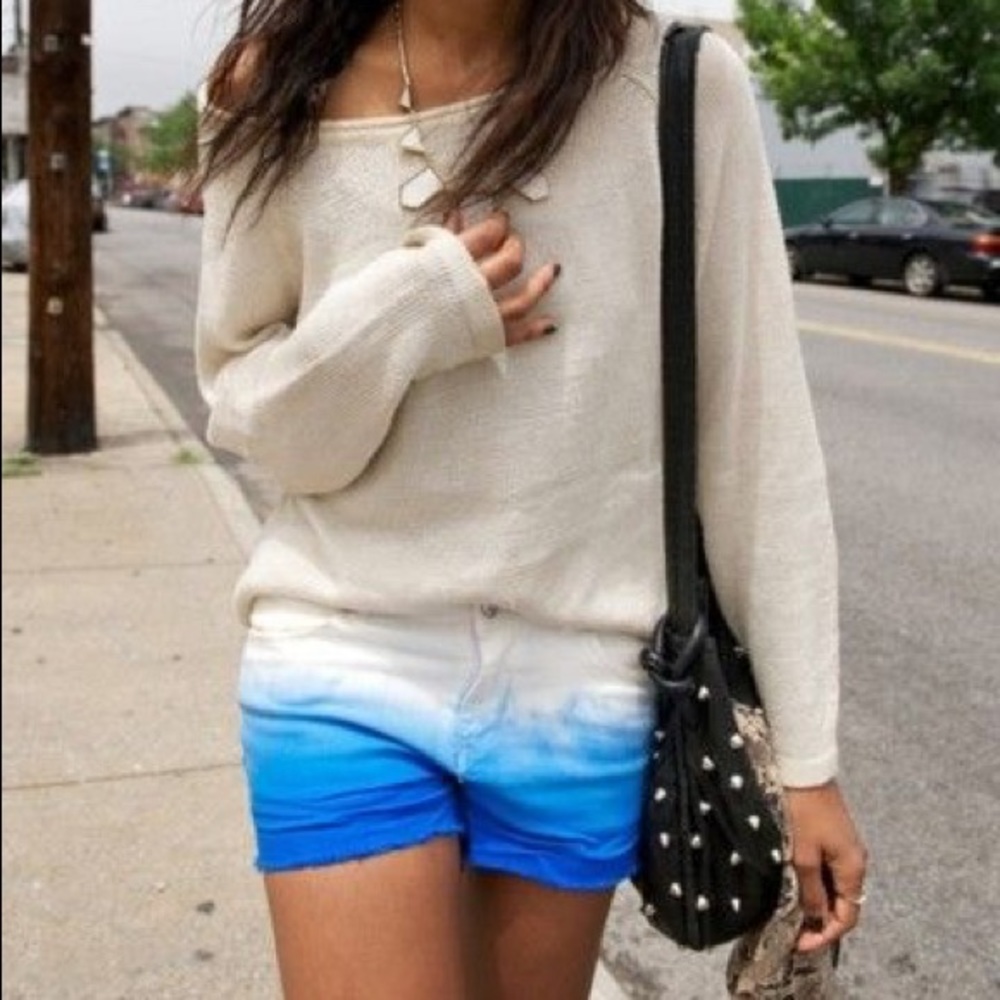 💙adorable dip dyed shorts💙