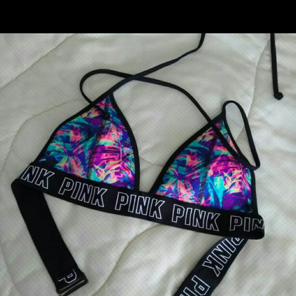 ISO ISO LOOKING FOR THIS bikini top