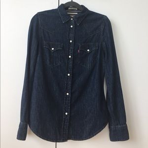 Levi's - Classic Button Down - Small