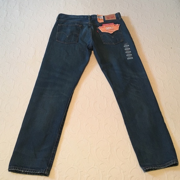 Trendy LEVIS 501 jeans! - Picture 4 of 4
