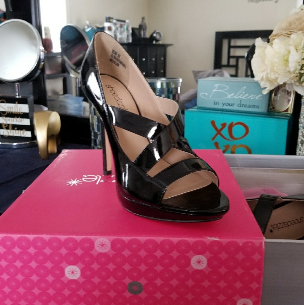 Decina Black Shoe dazzle