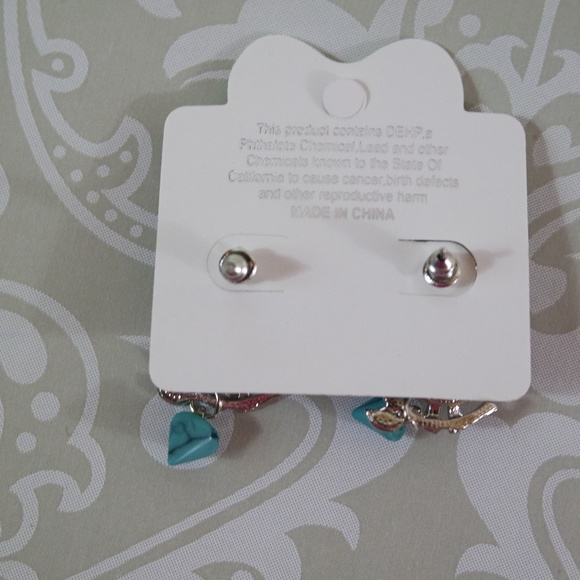 Fun Owl Earrings - Picture 2 of 4
