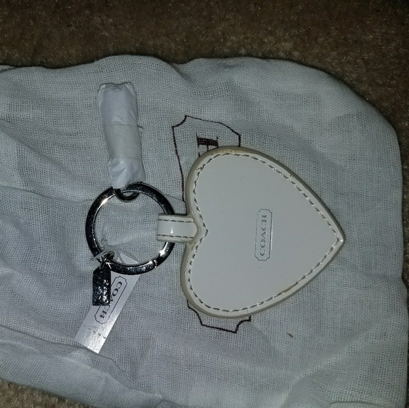 Coach heart keychain fob - Picture 2 of 2