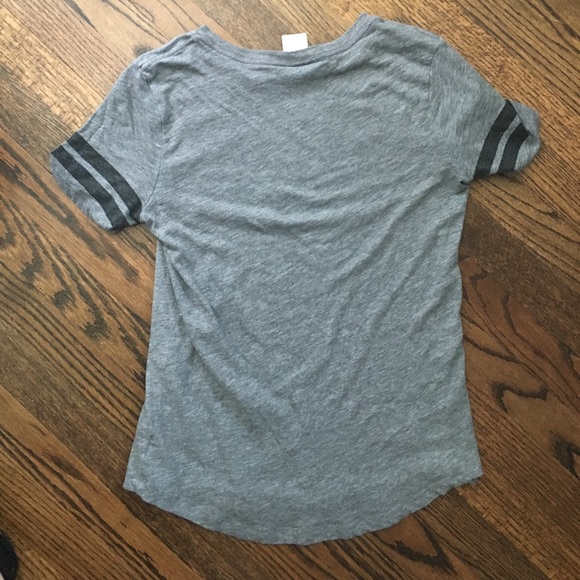 VS Pink tee shirt - Picture 3 of 3