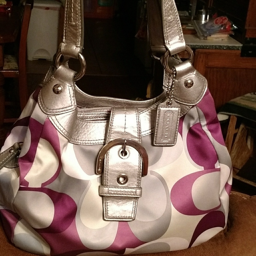 Like New! Coach Silver/Purple Trendy Shoulder Bag!