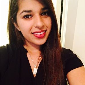 Meet your Posher, Amar