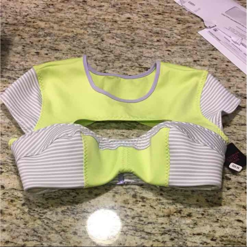 Victoria Secret bikini top small