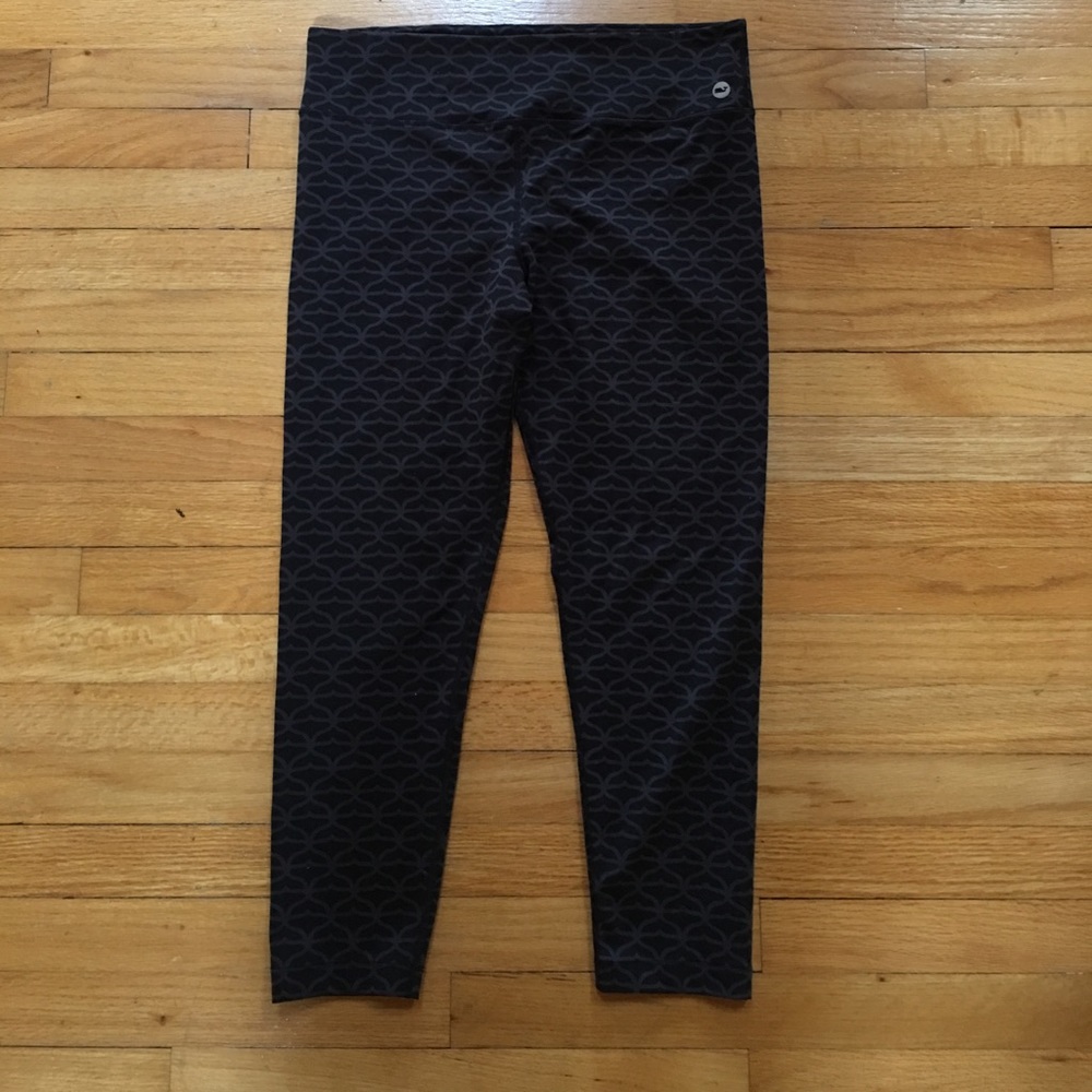 Vineyard Vines whale tail legging