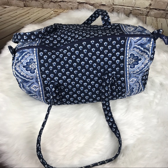 vera bradley medium duffel
