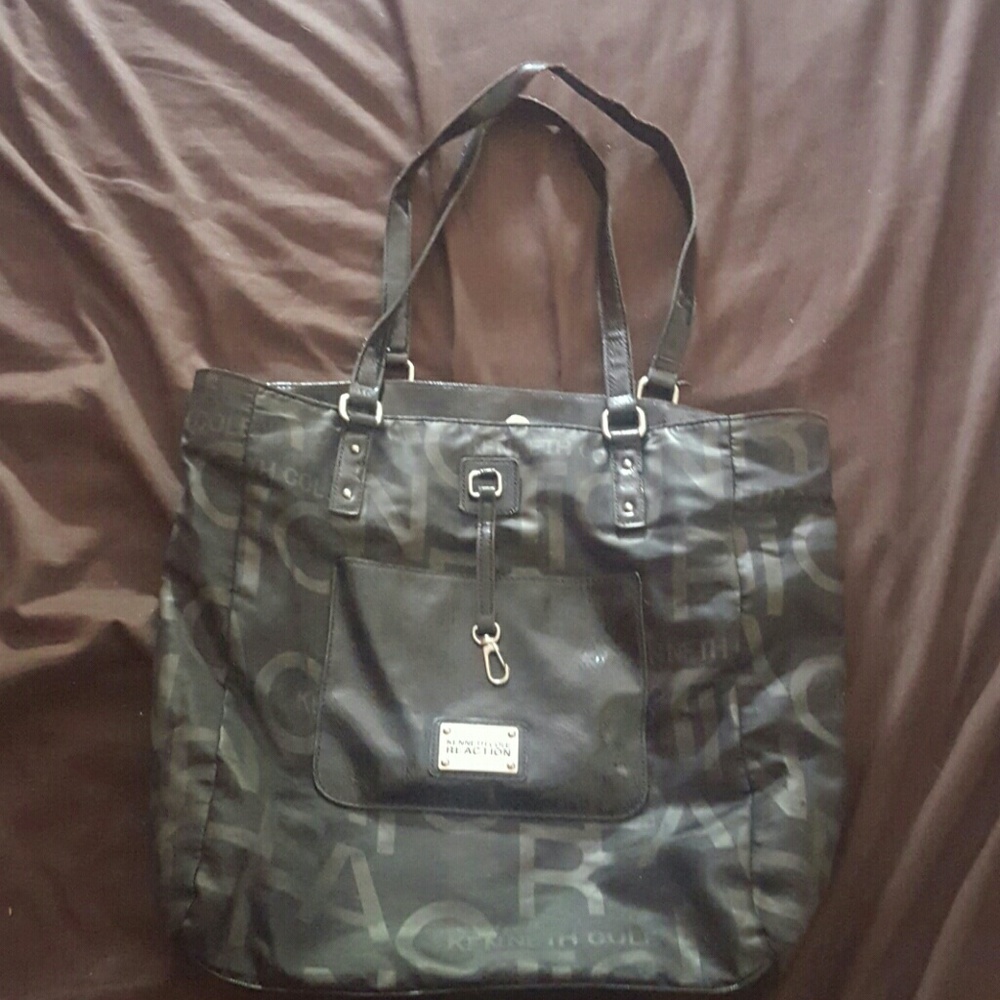 Kenneth cole