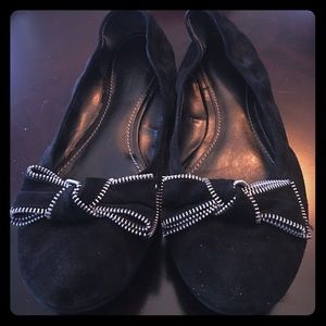 🛍 Black suede flats 🛍