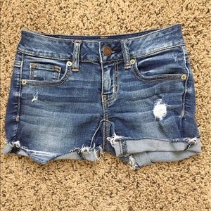 American Eagle Ripped Jean Shorts - 00