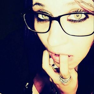 Meet your Posher, Opal