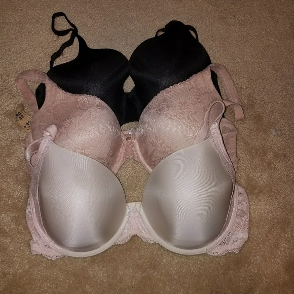 3 VS bras 38dd black, beige lace, cream with pink - Picture 1 of 1