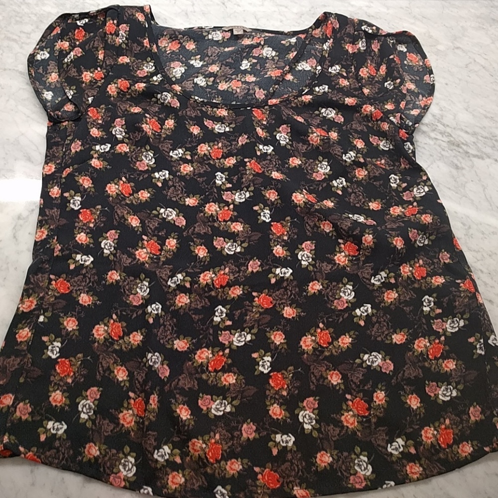 GUESS Top XS.