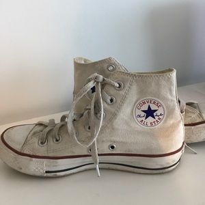 SIZE 6 CONVERSE