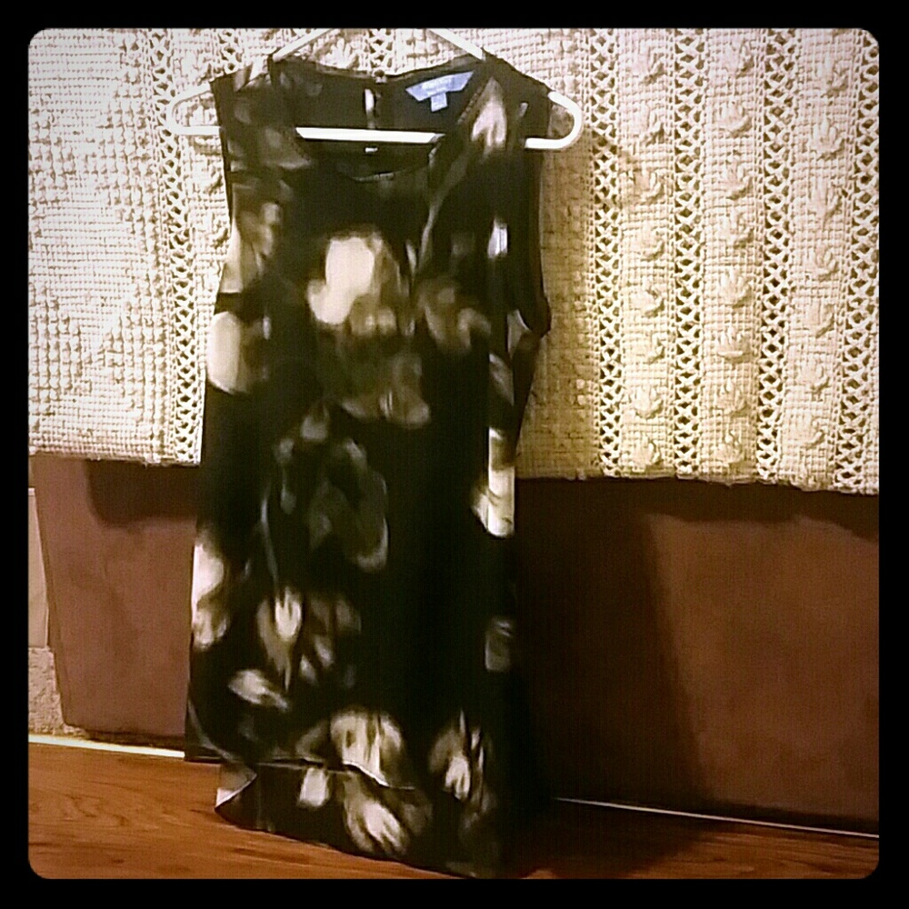 Sleeveless blouse