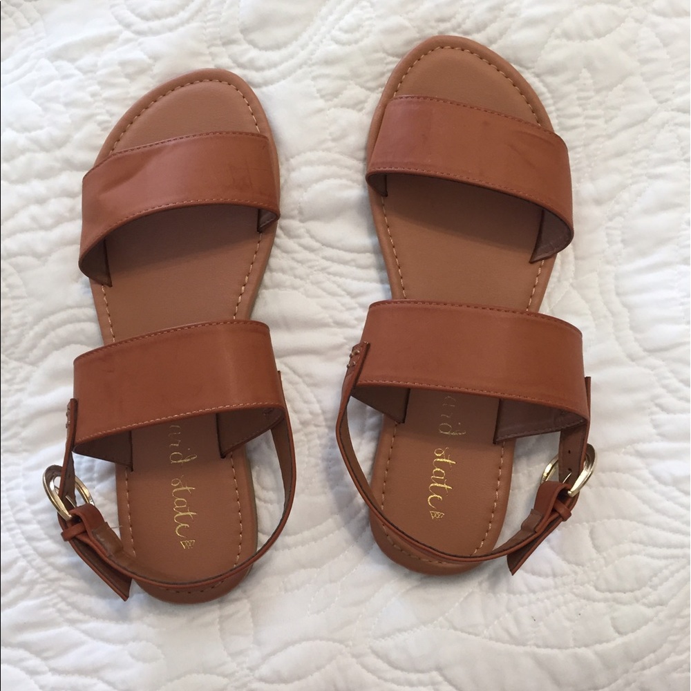 SOLD Ⓜ️ Brown leather sandals