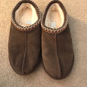 UGG Tasman Slippers/ Slip ons