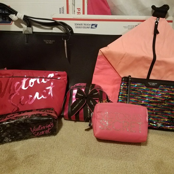 VS bags nwt pick one $20 each OBO - Picture 1 of 1