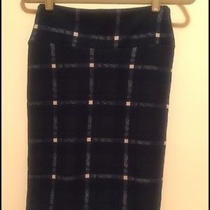 Lularoe green plaid Elegant Collection Cassie xs