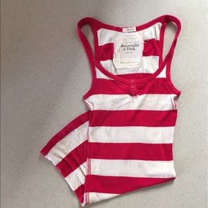 🌈 Soft and thin striped tank