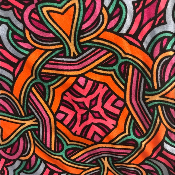 BNWT LuLaRoe Leggings-price not firm - Picture 2 of 2