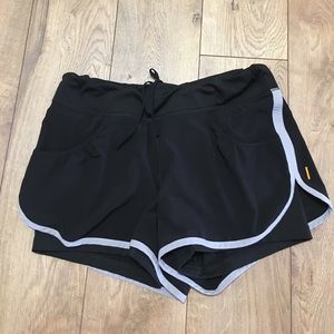 Running shorts