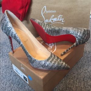 Christian Louboutin Glitter Decollete Shoes