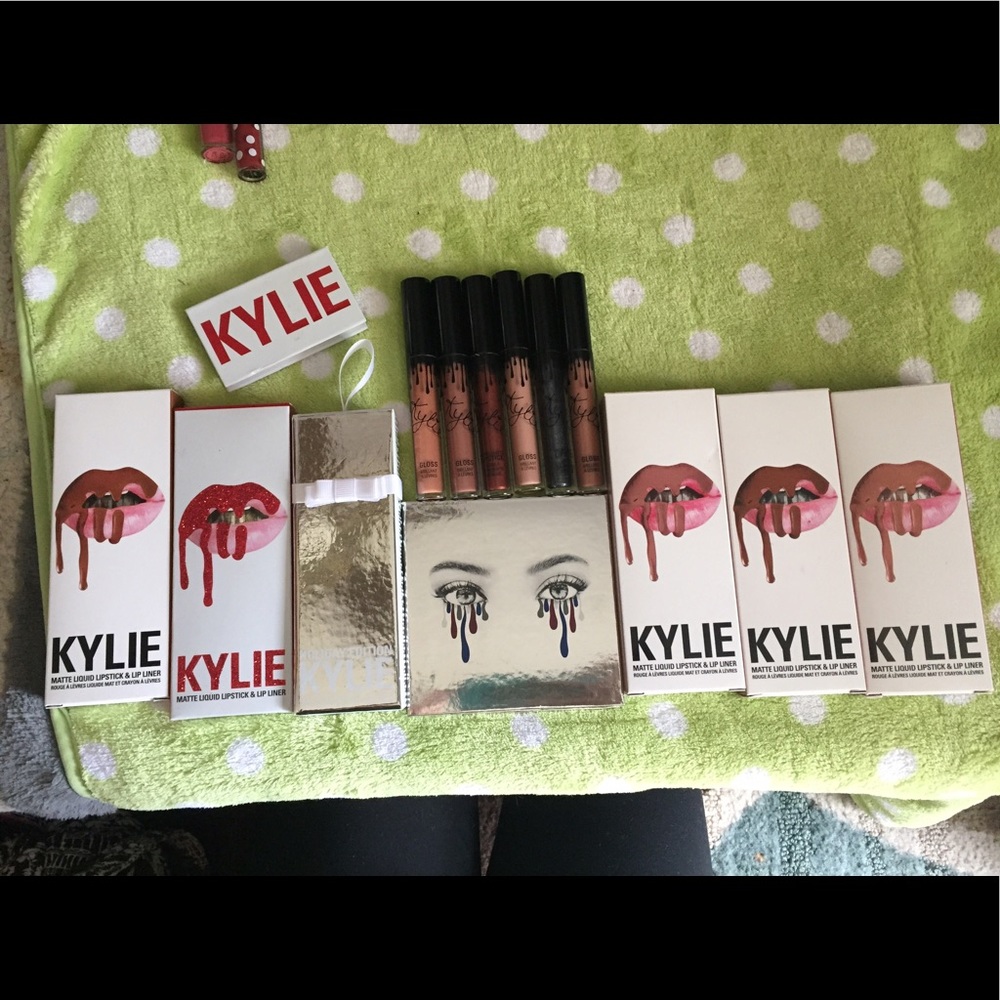 Kylie bundle