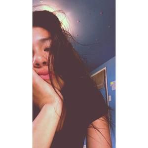 Meet your Posher, Alexis