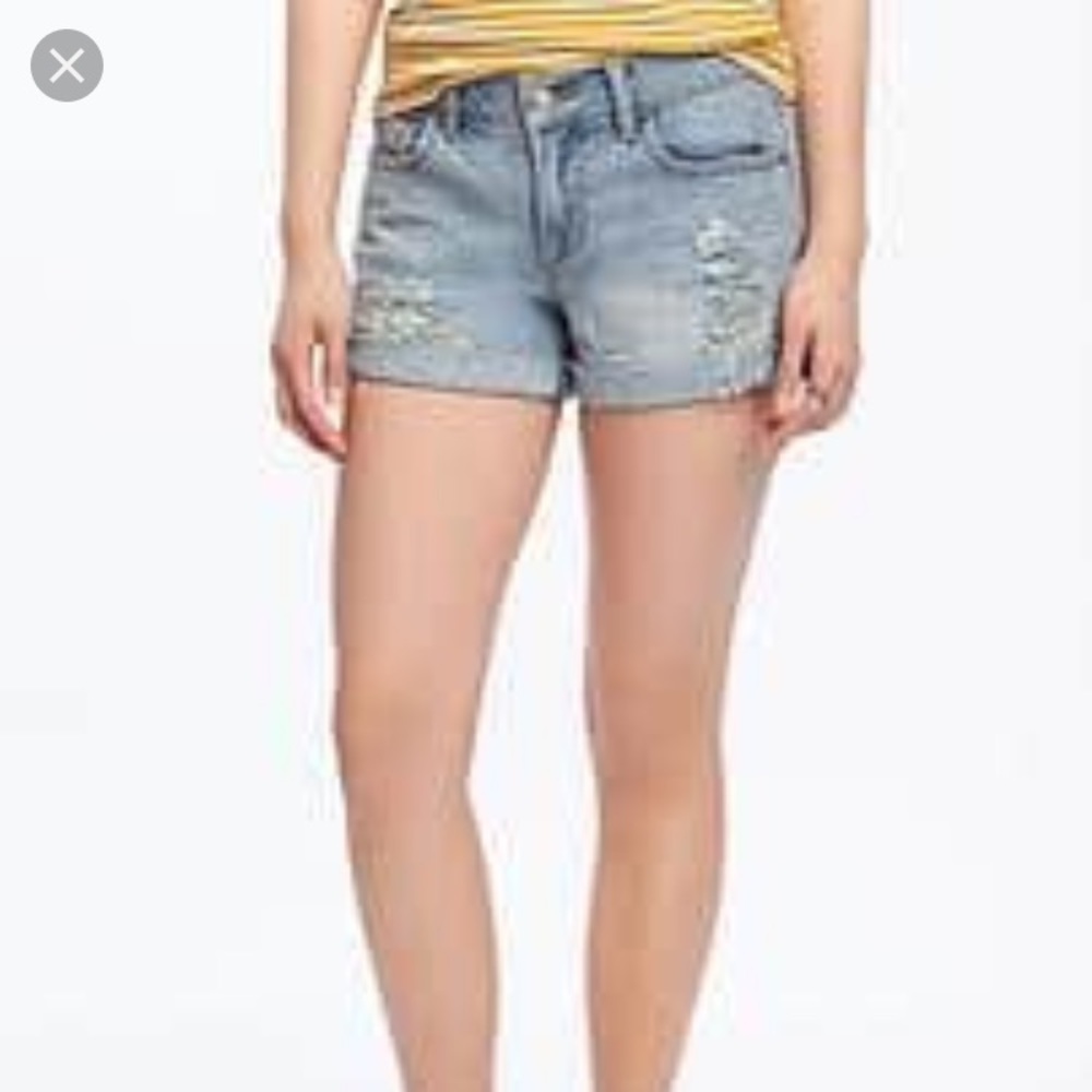 MOVING SALE! Excellent condition. Old Navy shorts