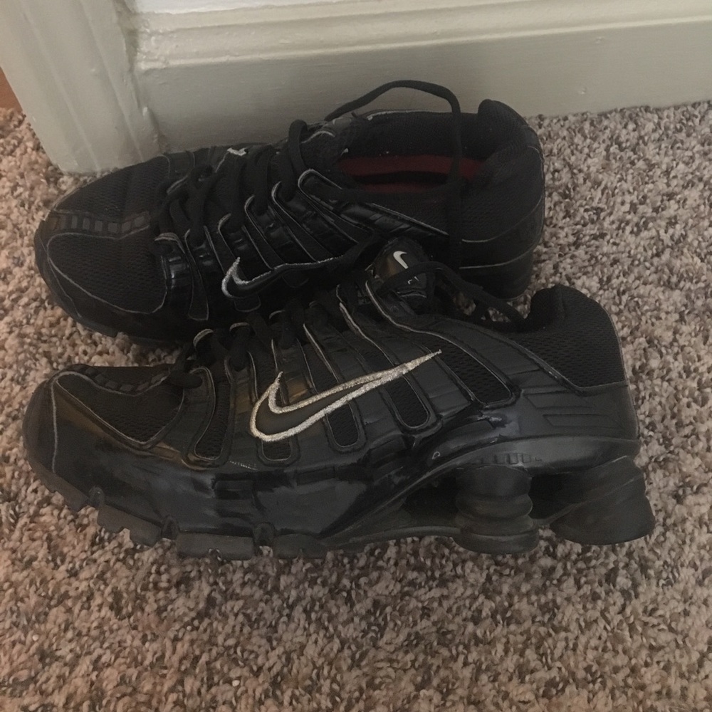 Nike Shocks