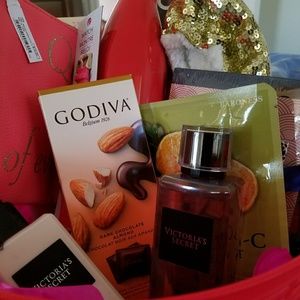 Meet your Posher, Lakesha