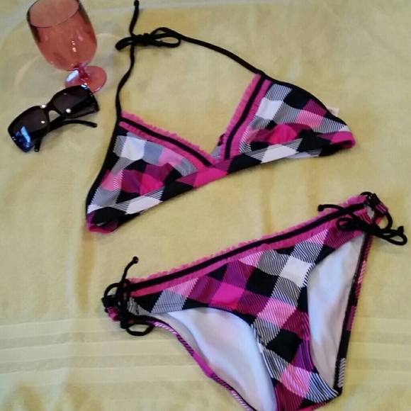 Asian kitty lil miss Hobie black plaid bikini