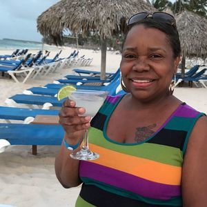 Meet your Posher, Tangy