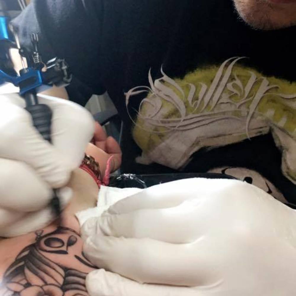 Meet your Posher, Carlos