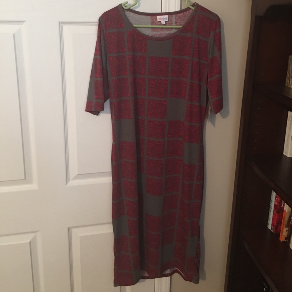 NWT Lularoe Julia 2XL