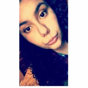 Meet your Posher, Josefina