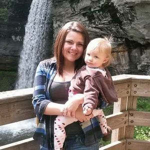 Meet your Posher, Alexis