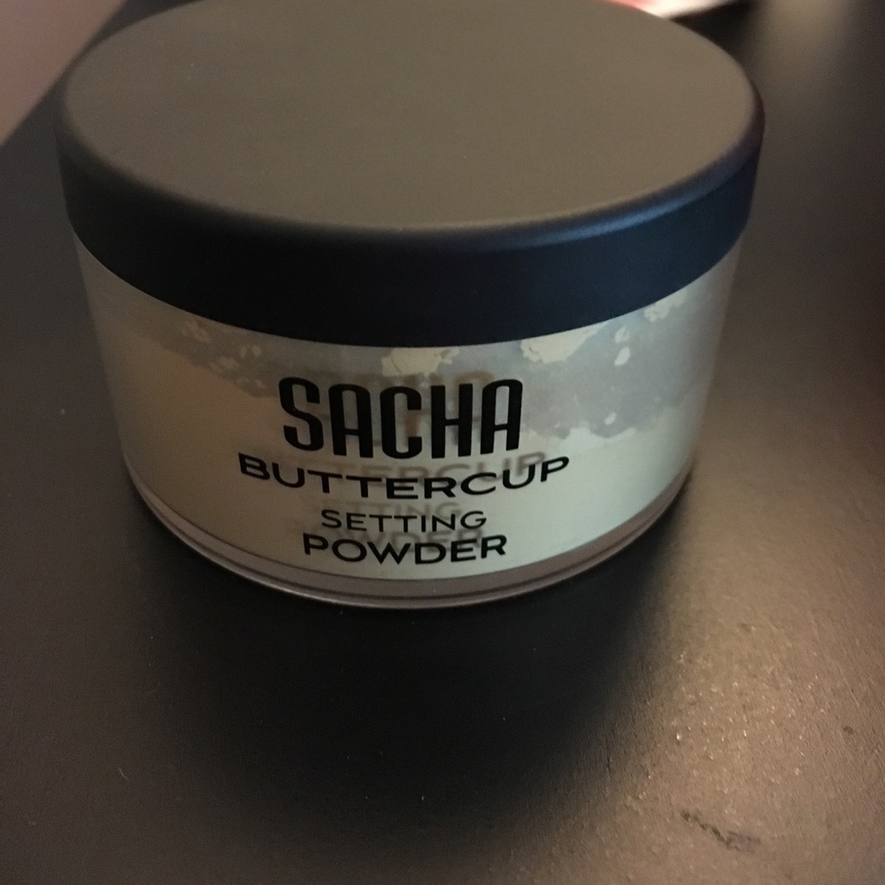 Sacha Buttercup Setting powder