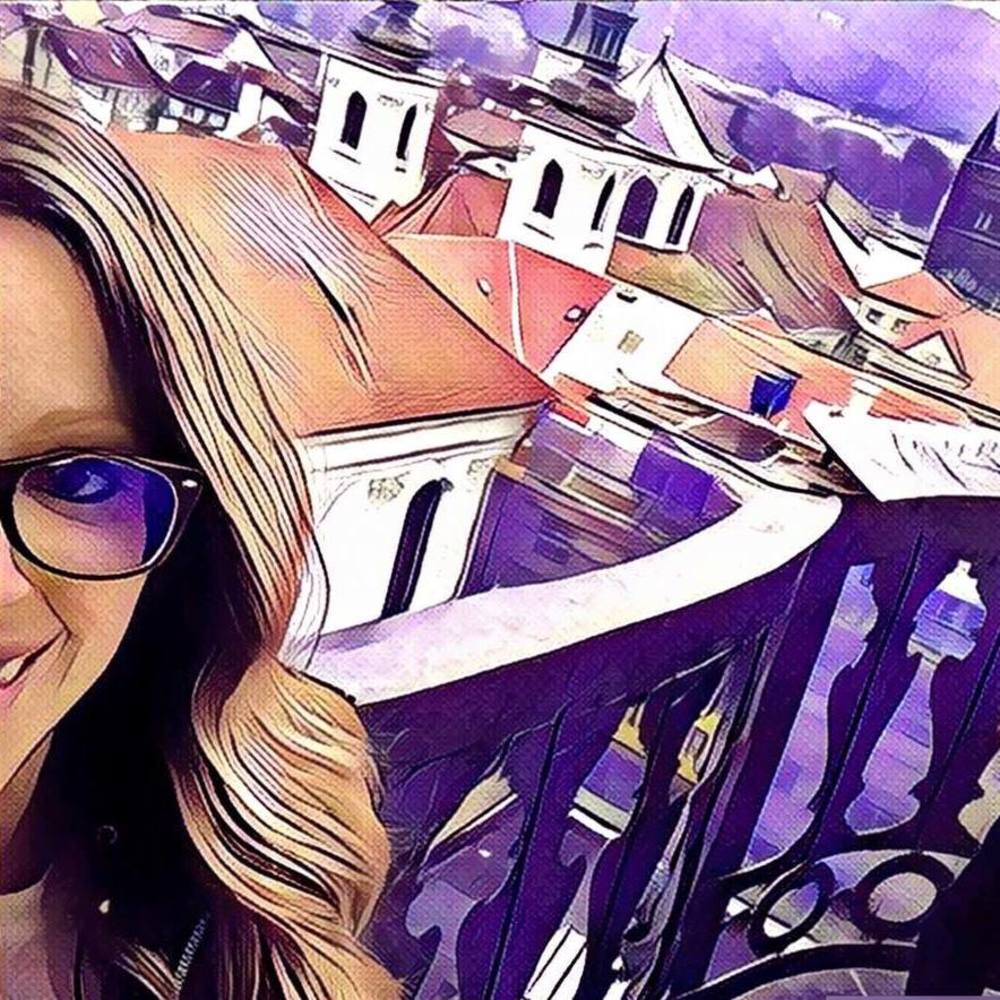 Meet your Posher, Nicole