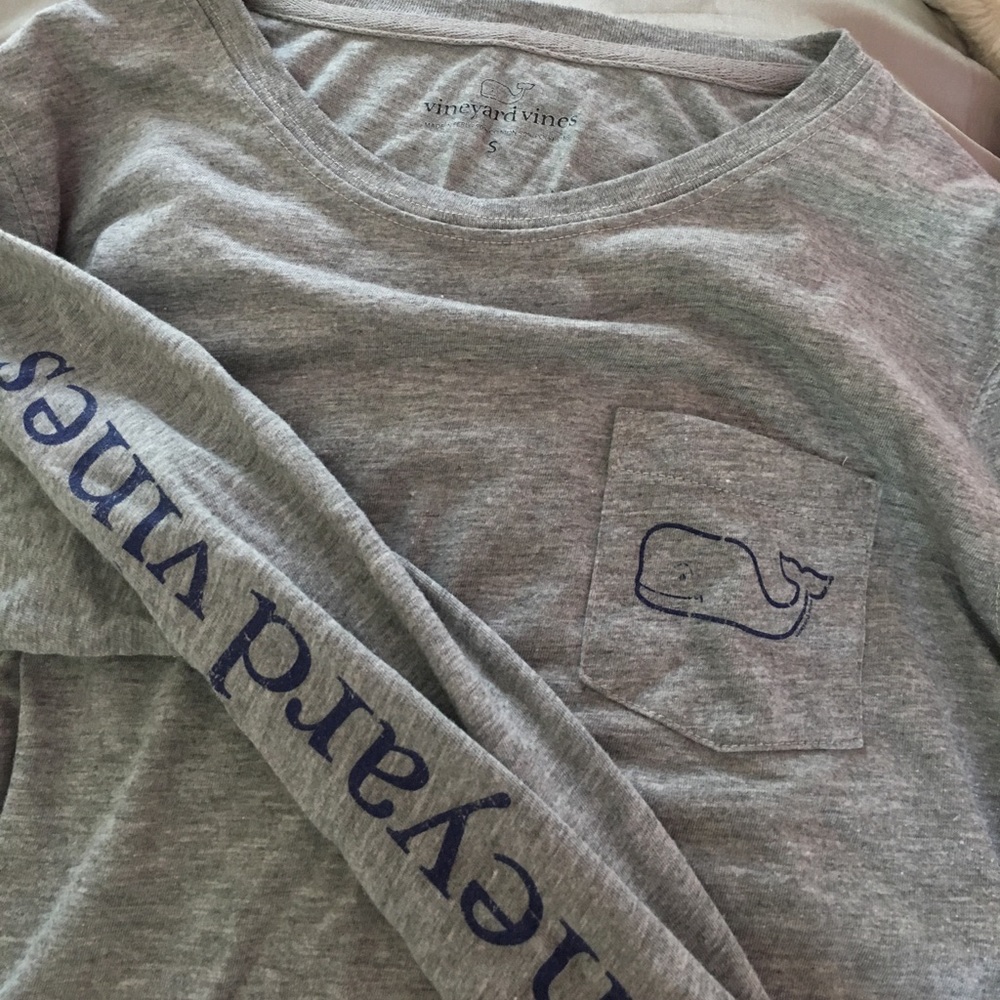 Long sleeve vineyard vines t shirt