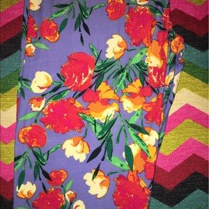 Gorgeous spring/summer LuLaRoe leggings!