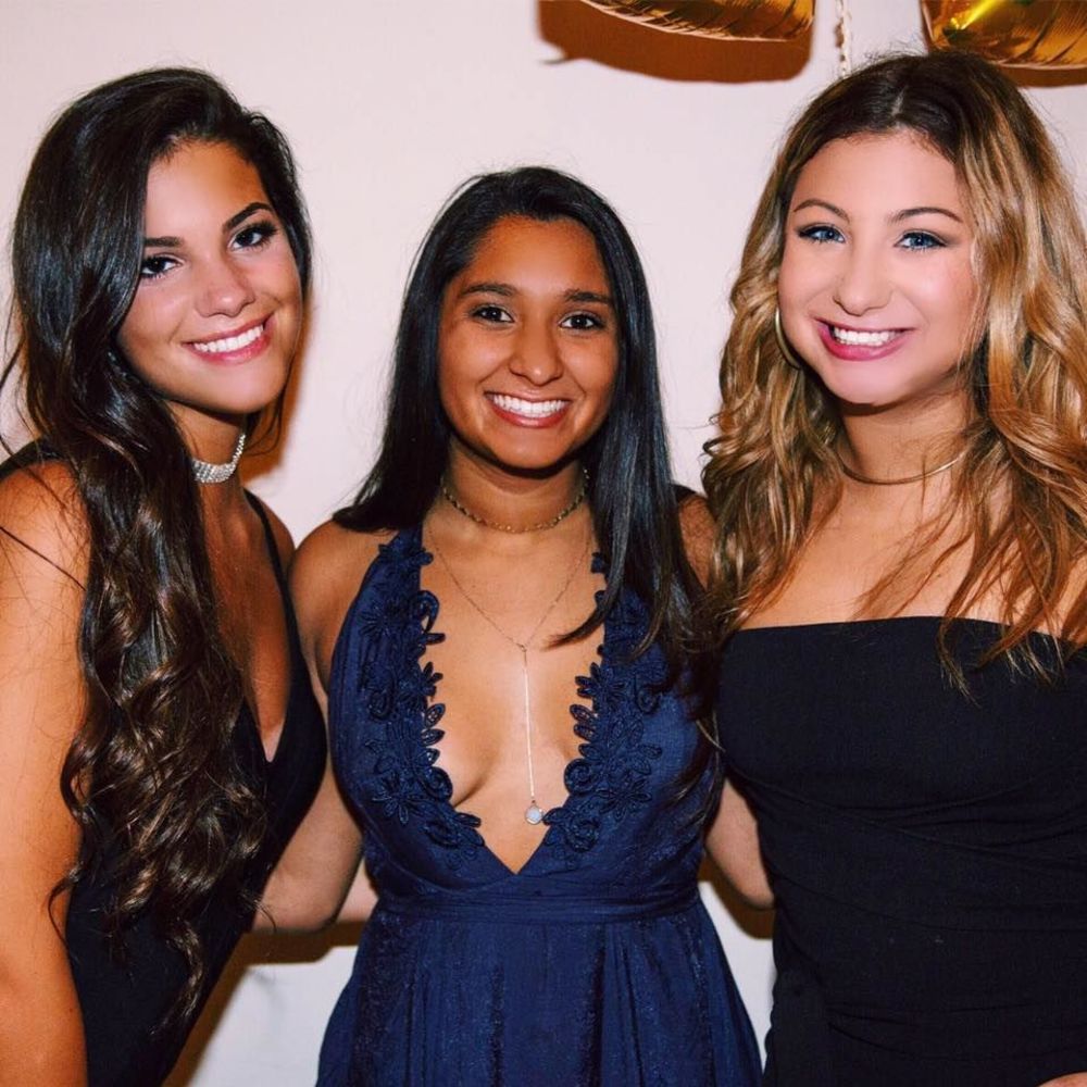 Meet your Posher, Carly