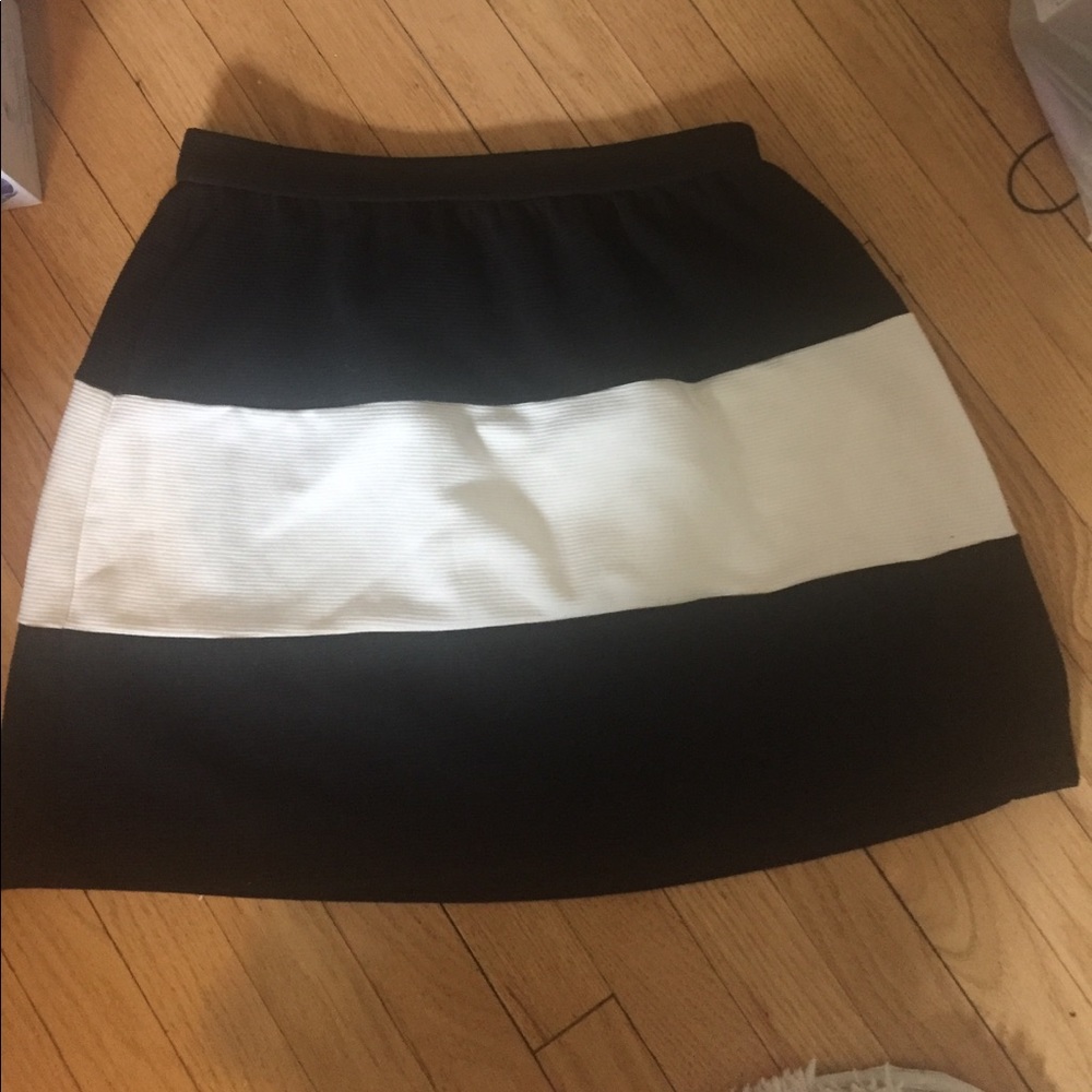 Skater skirt ELLE Size M
